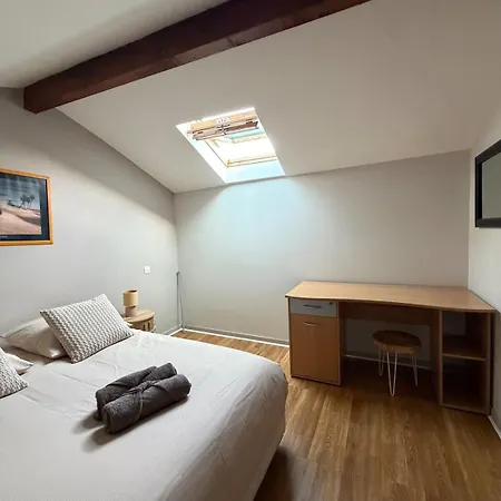 Cozy 1-bedroom 2 Minutes From Stalingrad Private Parking *