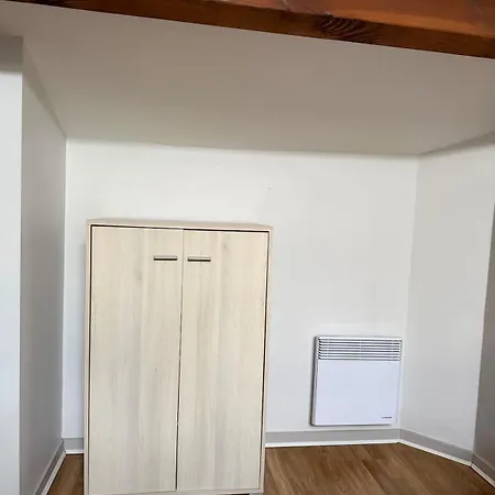Cozy 1-bedroom 2 Minutes From Stalingrad Private Parking * Bordeaux