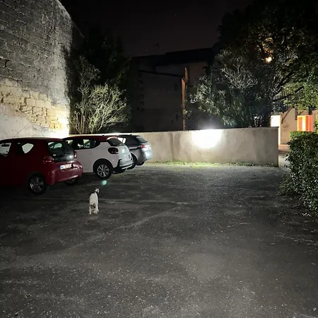 Cozy 1-bedroom 2 Minutes From Stalingrad Private Parking Apartamento *