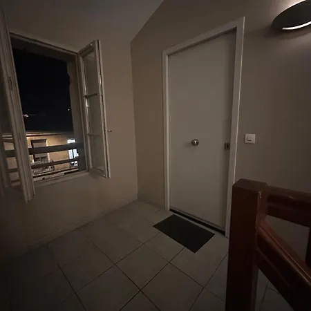 Apartamento Cozy 1-bedroom 2 Minutes From Stalingrad Private Parking *